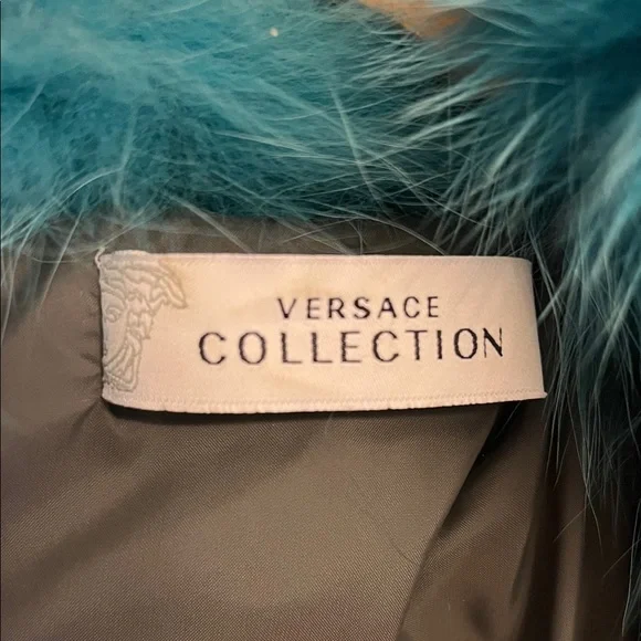 Versace down Jacket - Picture 2 of 16